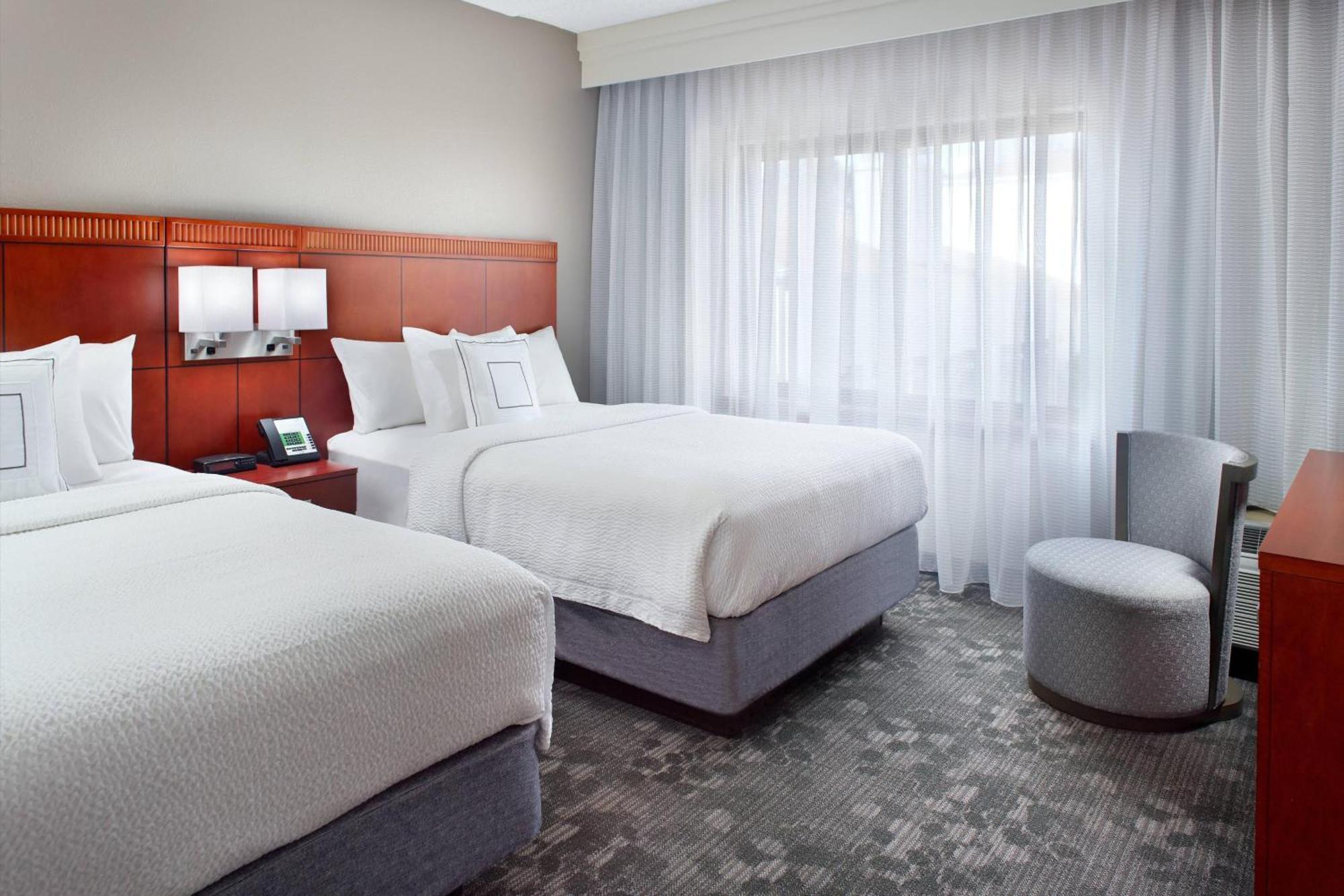 Courtyard By Marriott غرينزبورو المظهر الخارجي الصورة